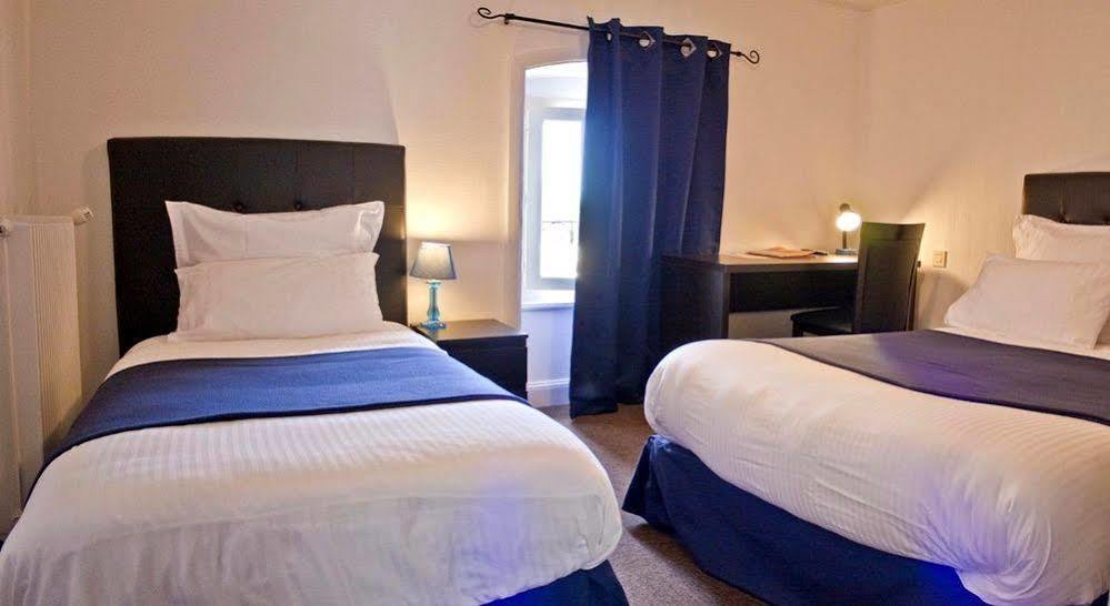 Logis Hotel Restaurant De La Poste Pontgibaud Dış mekan fotoğraf