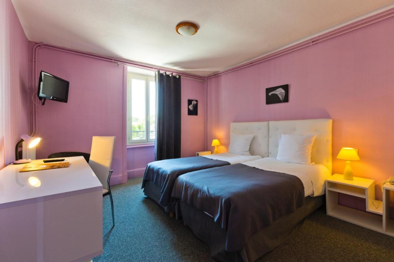 Logis Hotel Restaurant De La Poste Pontgibaud Dış mekan fotoğraf